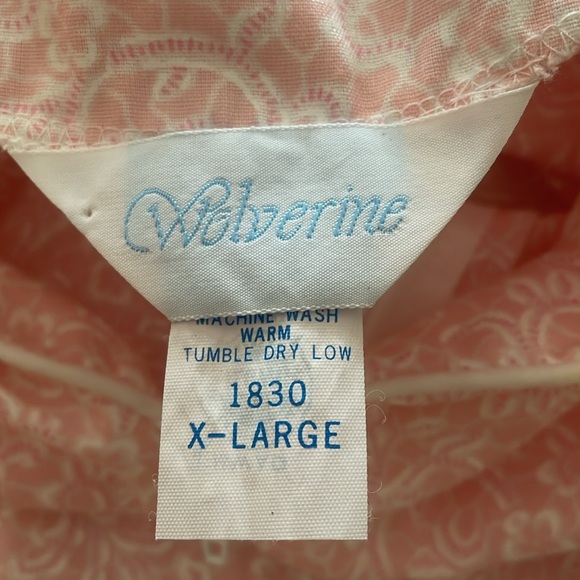 Wolverine pink and white cotton blend robe size xL - Picture 6 of 8